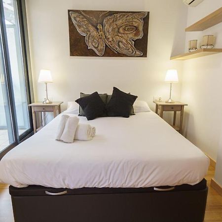 Rentalsevilla Coqueto Apartamento Con Terraza Privada Kültér fotó