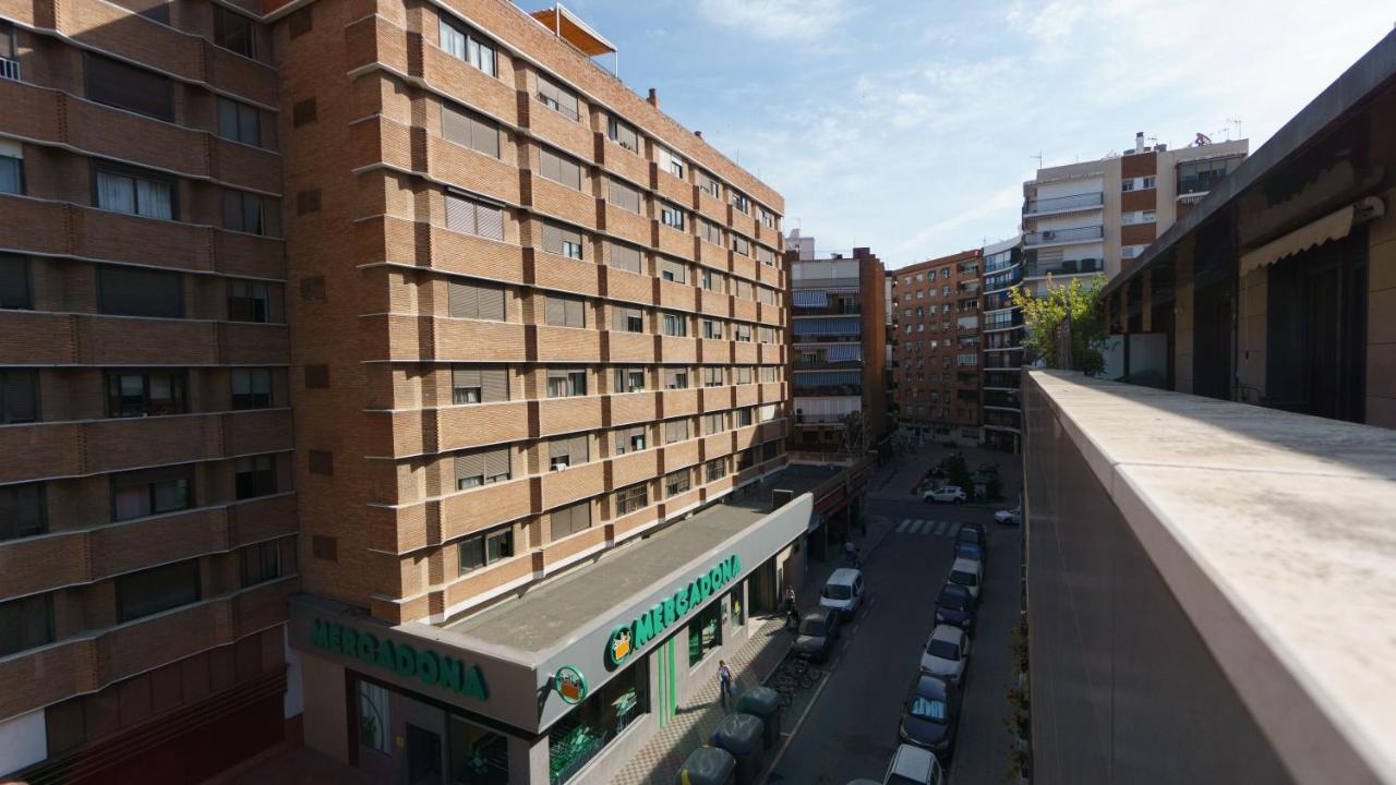 Rentalsevilla Coqueto Apartamento Con Terraza Privada Kültér fotó